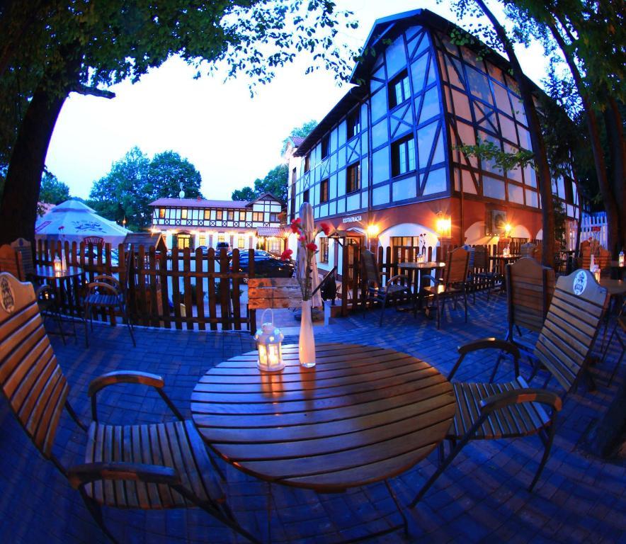 Hotel Camelot Szczawno-Zdroj Ngoại thất bức ảnh