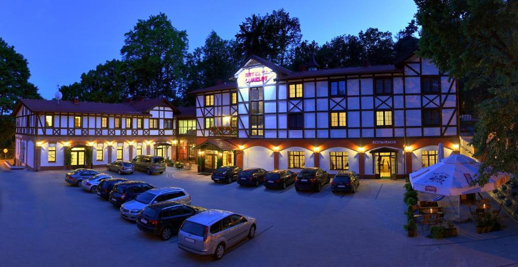 Hotel Camelot Szczawno-Zdroj Ngoại thất bức ảnh